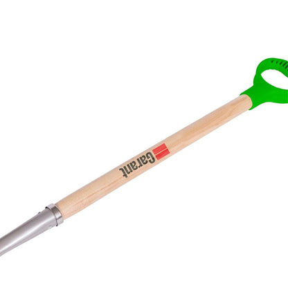 Round point shovel, wood handle, D-grip